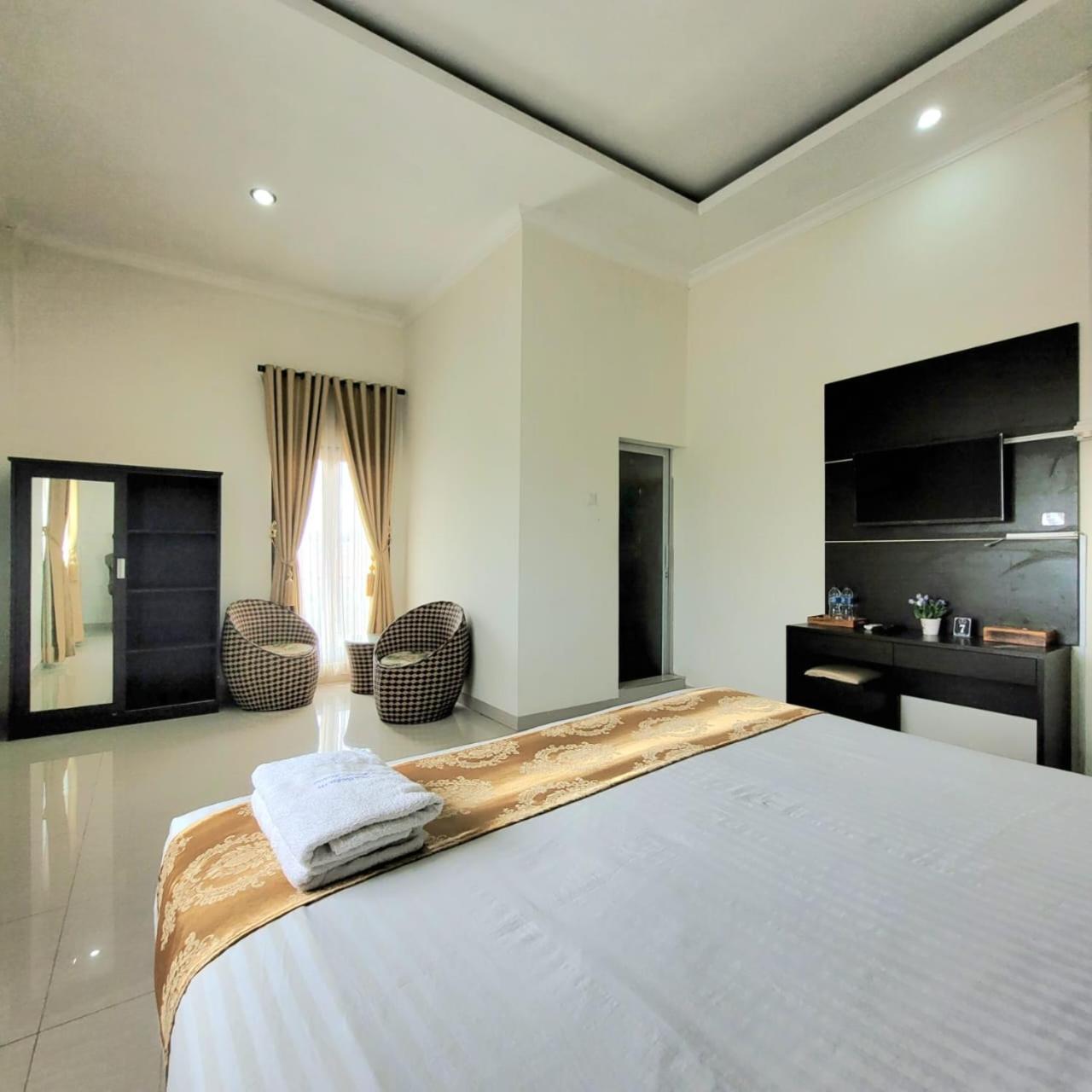 Mahakam Guest House Padang  Zimmer foto