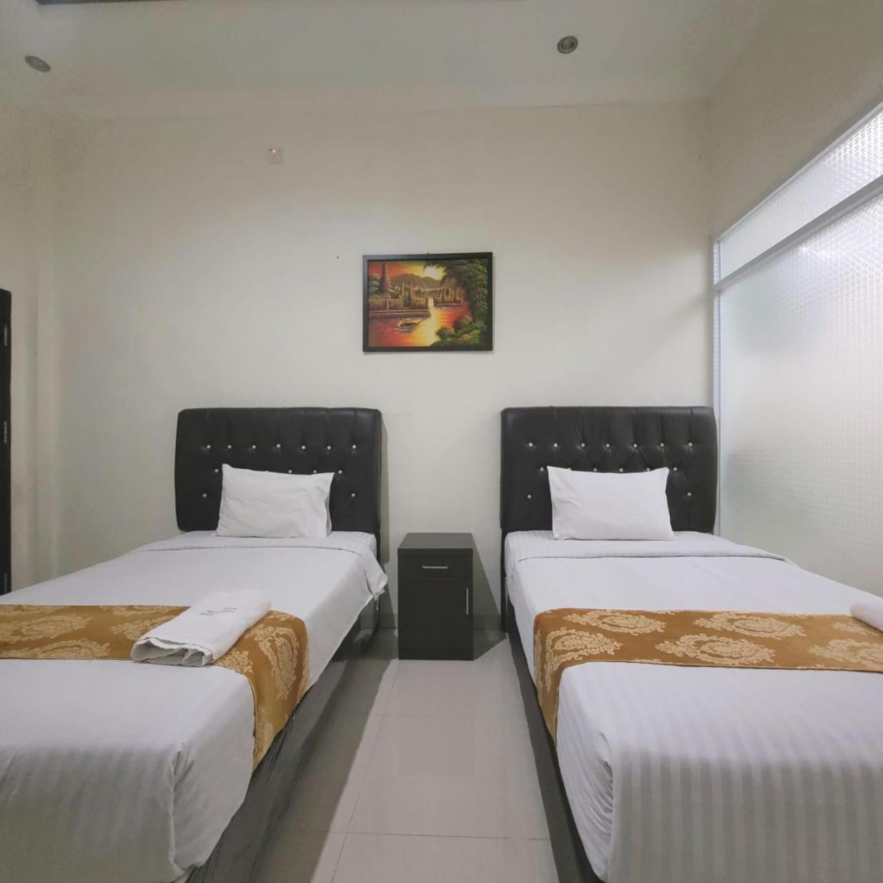 Mahakam Guest House Padang  Zimmer foto