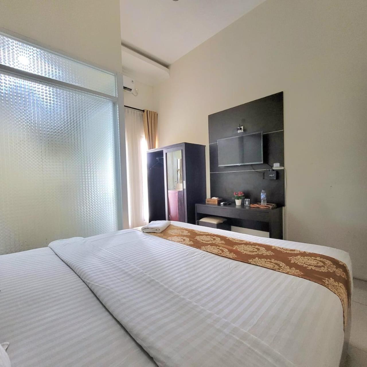 Mahakam Guest House Padang  Zimmer foto